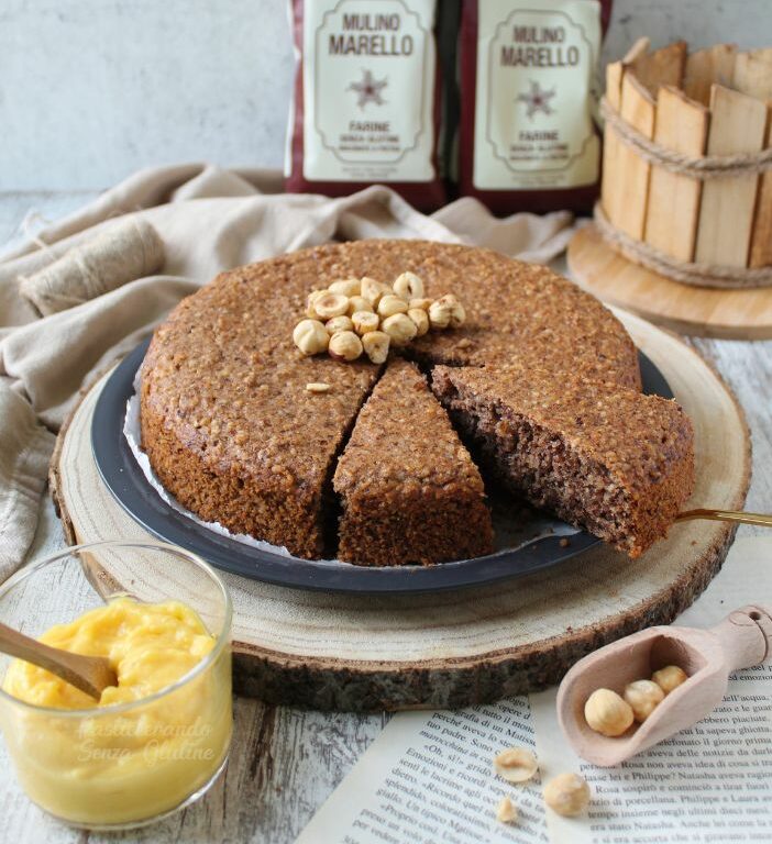 Torta di nocciole piemontese senza glutine con zabaione al Moscato d’Asti