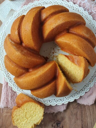 Torta al latte caldo senza glutine